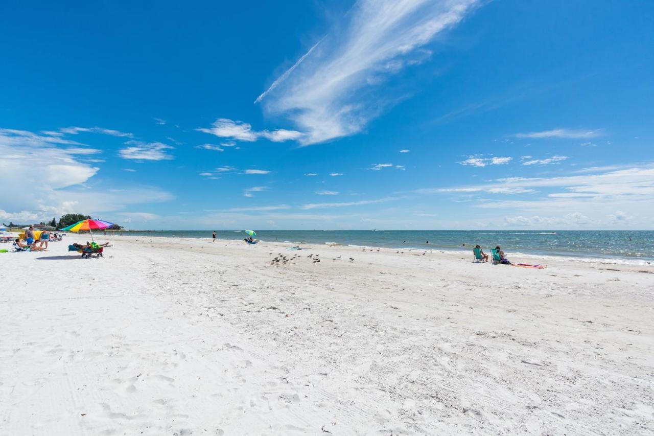 201 Sandy Shores Condos St. Pete Beach Dış mekan fotoğraf