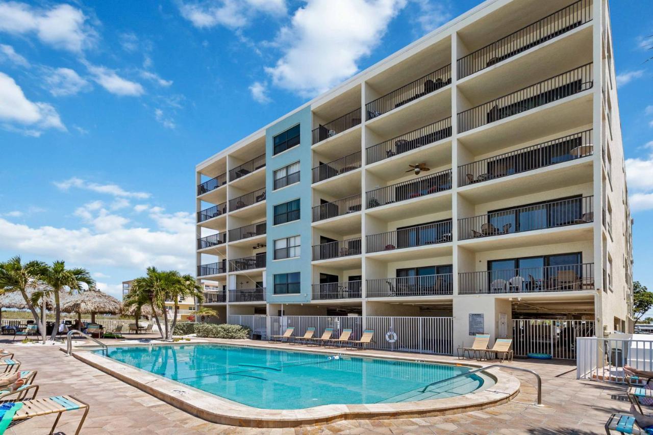 201 Sandy Shores Condos St. Pete Beach Dış mekan fotoğraf