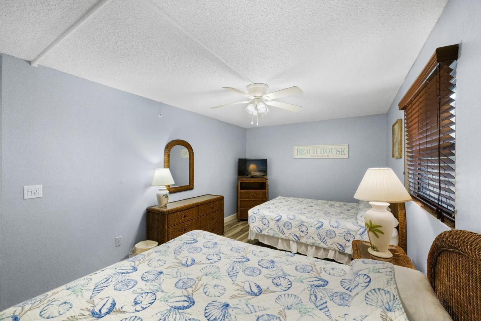 201 Sandy Shores Condos St. Pete Beach Dış mekan fotoğraf