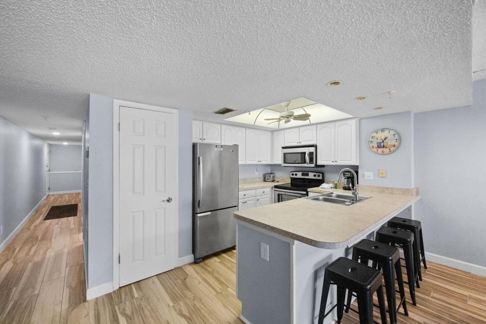 201 Sandy Shores Condos St. Pete Beach Dış mekan fotoğraf