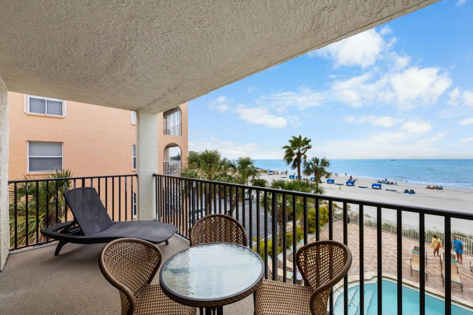 201 Sandy Shores Condos St. Pete Beach Dış mekan fotoğraf